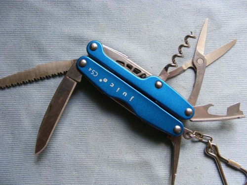 leatherman-juice-cs4